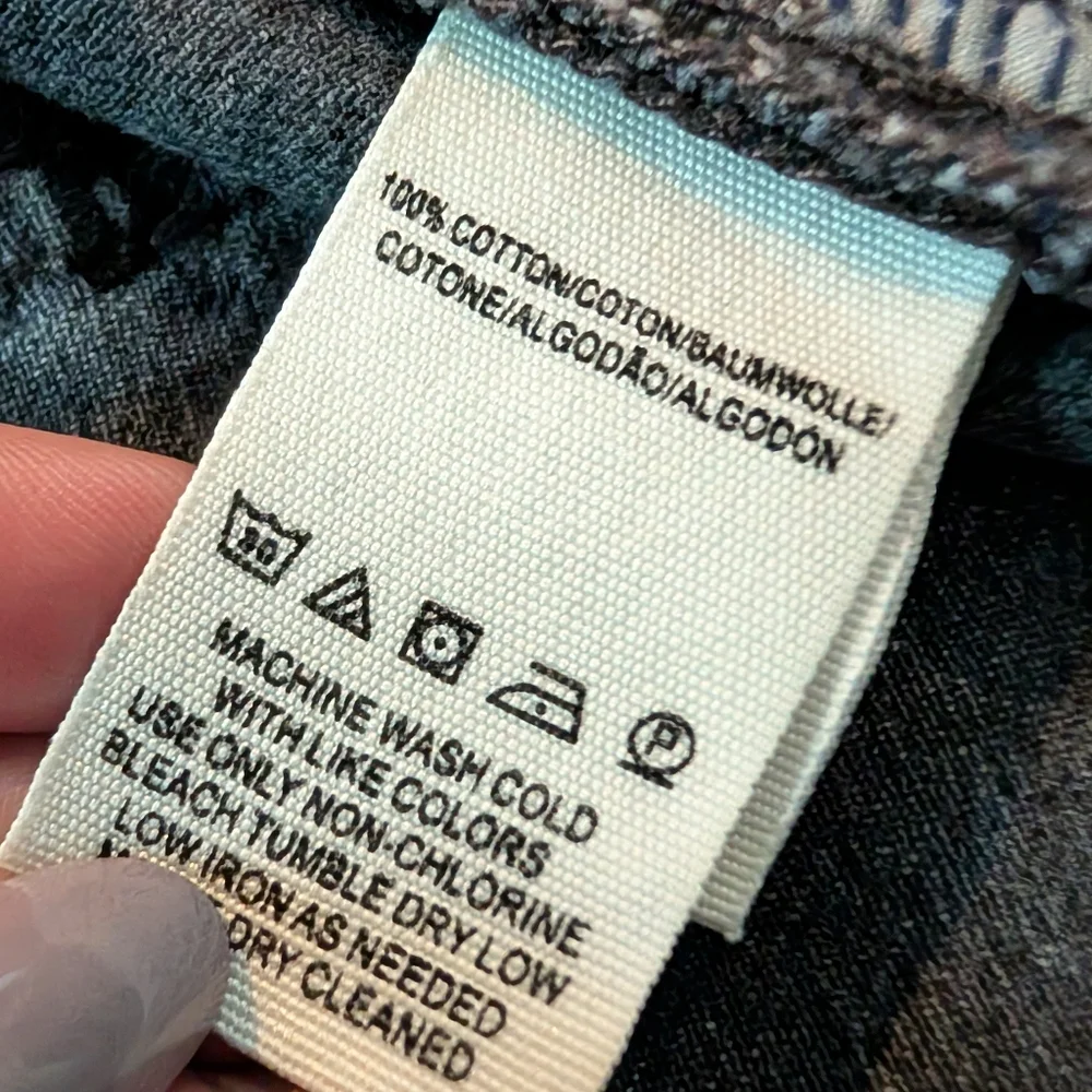 EUC Free People Low Rise Button Fly Distressed Shorts - Picture 10 of 13